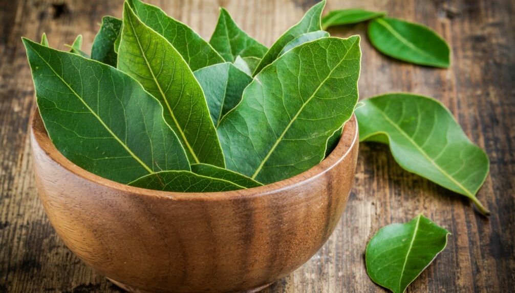 A bath prepared on the basis of a decoction of bay leaves will increase a man's potency